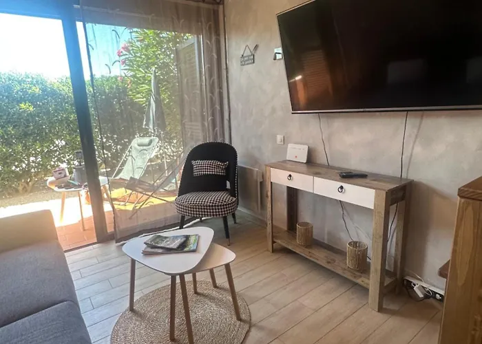 Апартаменты Le Petit Paradis *